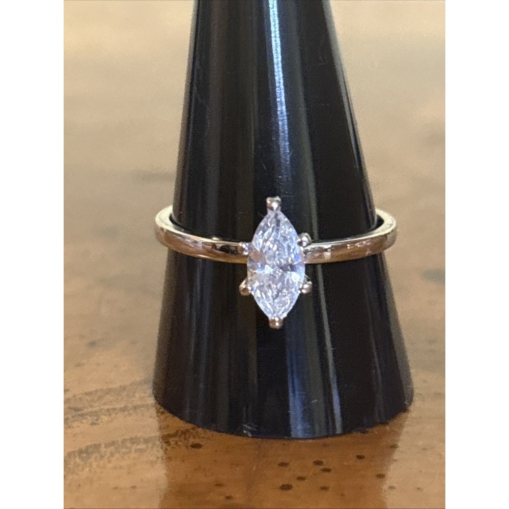 Silver Tone Marquise Ring w/ Jackets 3 Pc Set Size 11 by Avon No Box - Picture 3 of 6